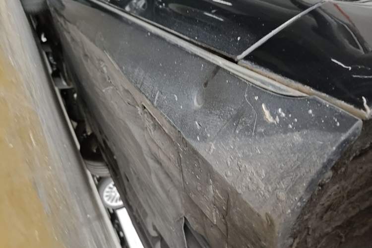 Used Audi A8 2013 A8L 45 TFSI quattro Comfort model Chassis Front Right