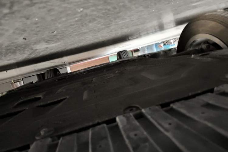 Used Audi A8 2013 A8L 45 TFSI quattro Comfort model Chassis Front