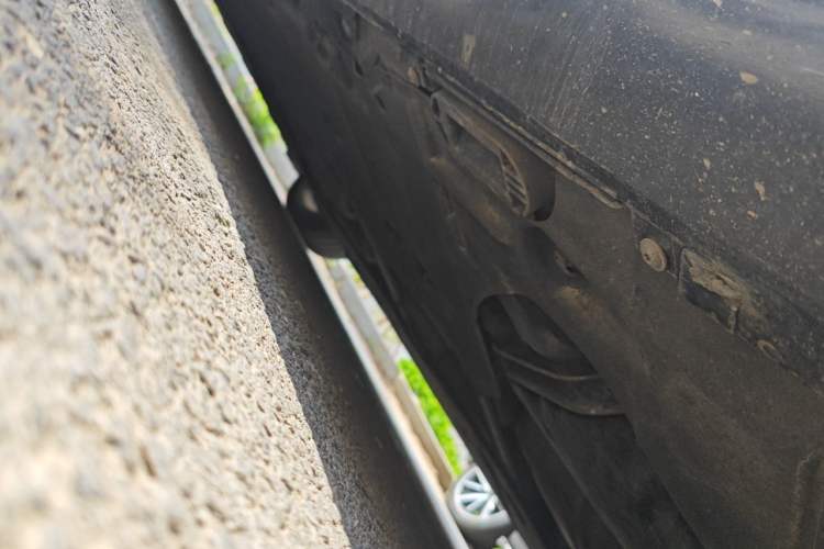 Used Audi A8 2013 A8L 45 TFSI quattro Comfort model Chassis Rear Left
