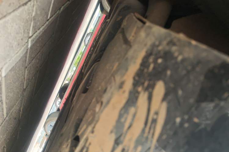 Used Audi A8  Chassis Rear Right