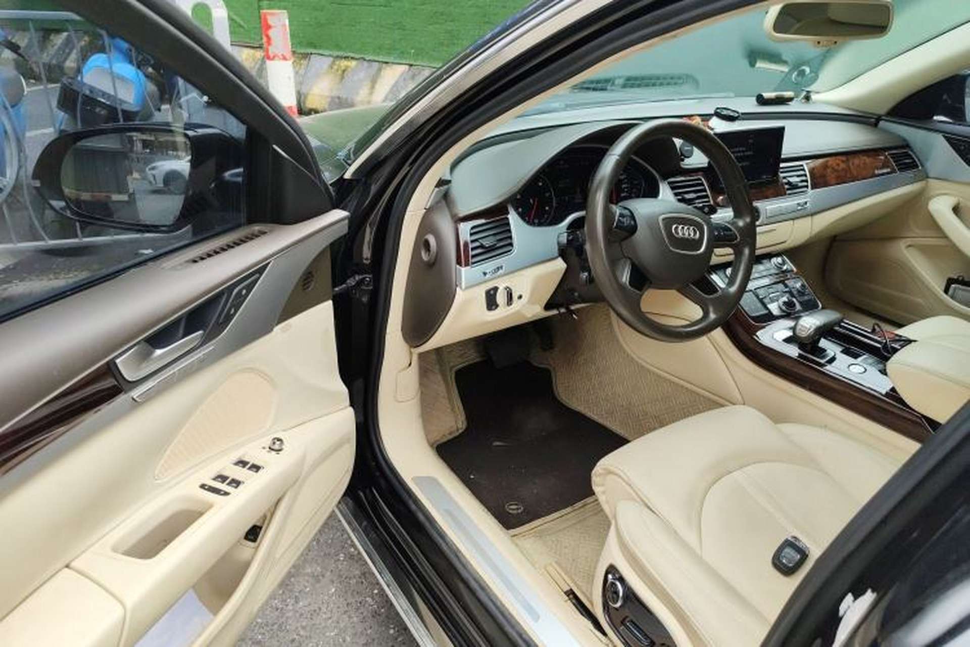 Used Audi A8 2013 A8L 45 TFSI quattro Comfort model Driver Seat