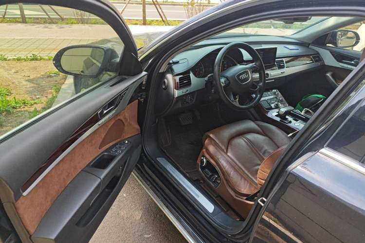 Used Audi A8 2013 A8L 45 TFSI quattro Comfort model Driver Seat