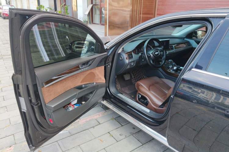 Used Audi A8 2013 A8L 45 TFSI quattro Comfort model Driver Seat