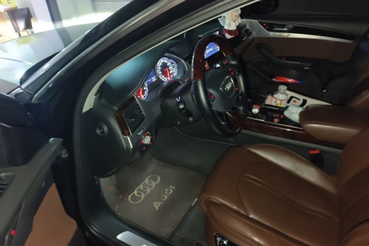 Used Audi A8  Driver Seat