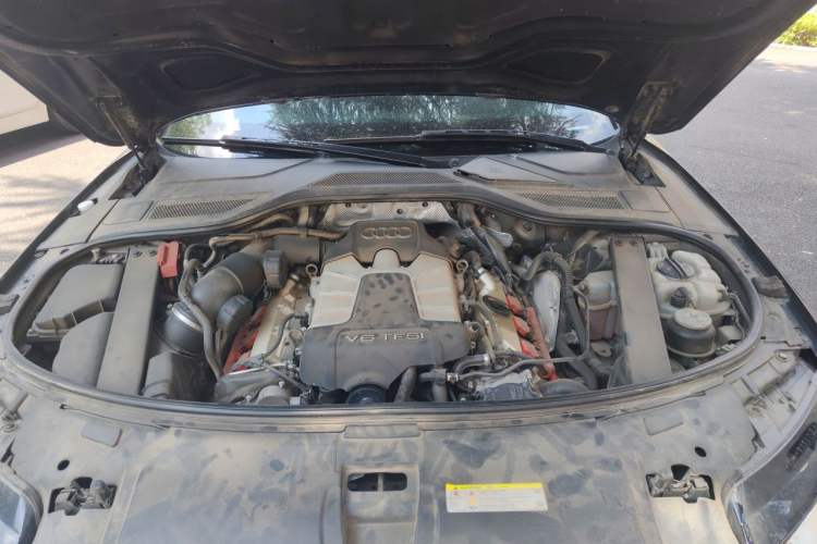 Used Audi A8 2013 A8L 45 TFSI quattro Luxury Model Engine Bay
