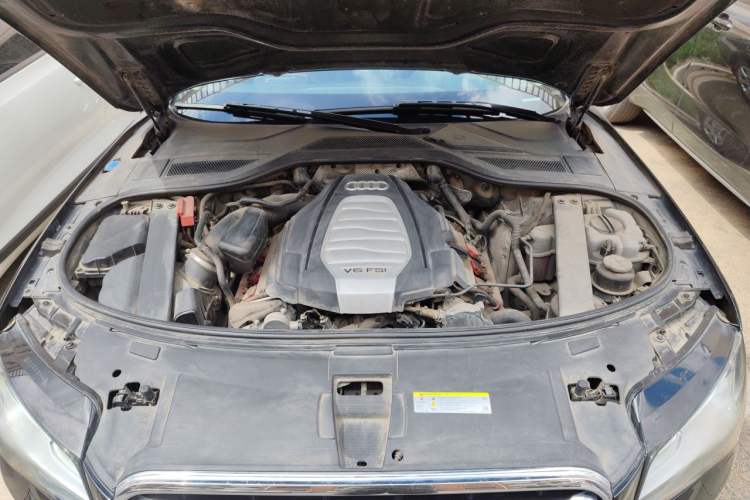 Used Audi A8 2013 A8L 30 FSI Comfort Model Engine Bay