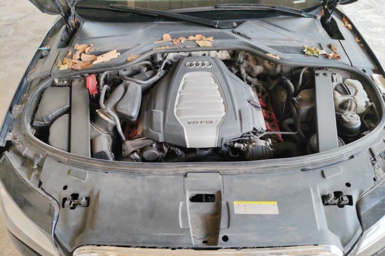 Used Audi A8 2013 A8L 30 FSI Comfort Model Engine Bay