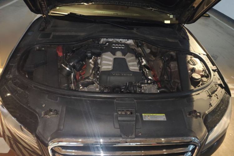 Used Audi A8 2013 A8L 45 TFSI quattro Comfort model Engine Bay