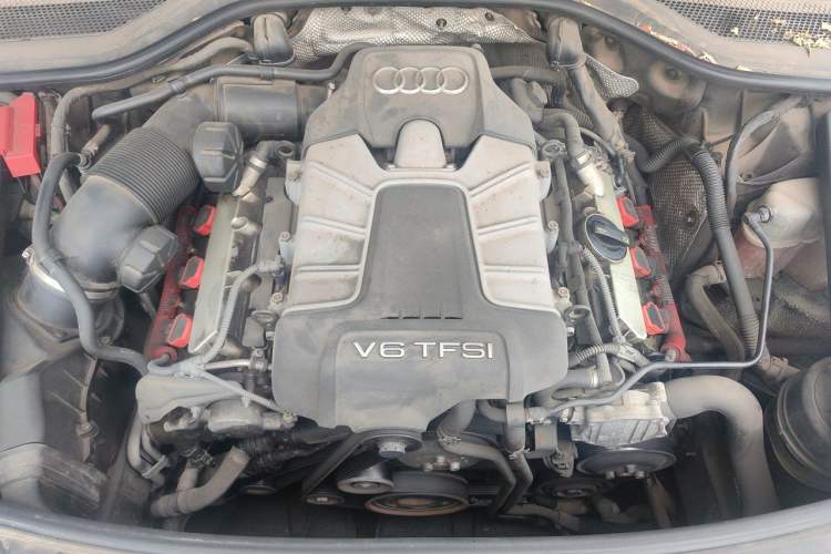 Used Audi A8 2013 A8L 45 TFSI quattro Luxury Model Engine Bay