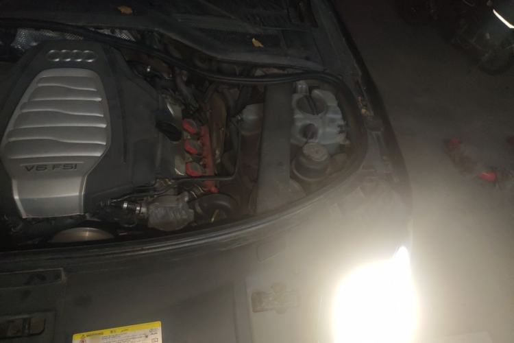 Used Audi A8 2013 A8L 30 FSI Comfort Model Engine Bay Left