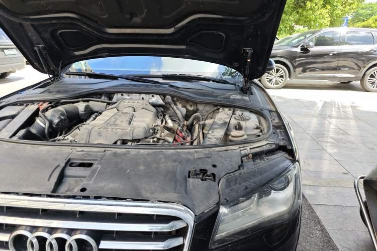 Used Audi A8 2013 A8L 50 TFSI quattro Luxury Model Engine Bay Left