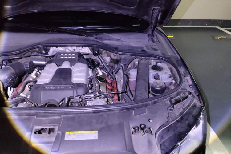 Used Audi A8 2013 A8L 50 TFSI quattro Luxury Model Engine Bay Left