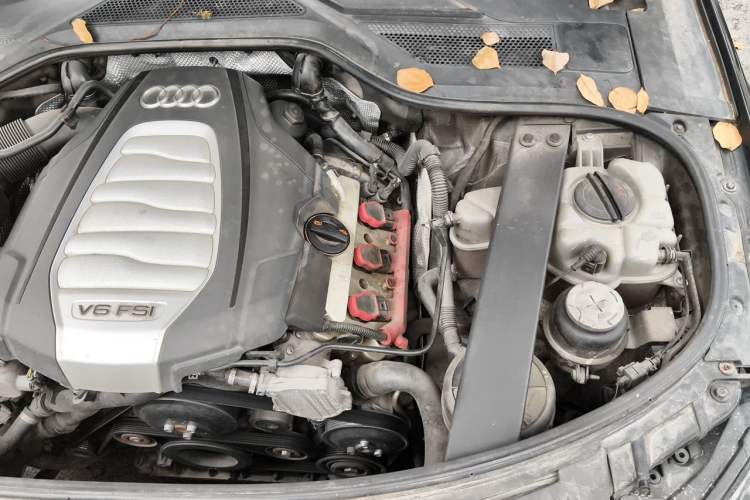 Used Audi A8 2013 A8L 30 FSI Comfort Model Engine Bay Left