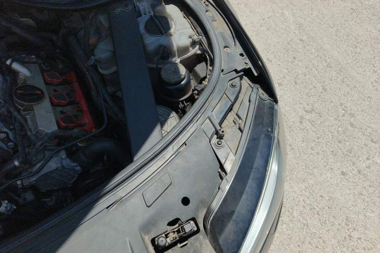 Used Audi A8 2013 A8L 45 TFSI quattro Luxury Model Engine Bay Left