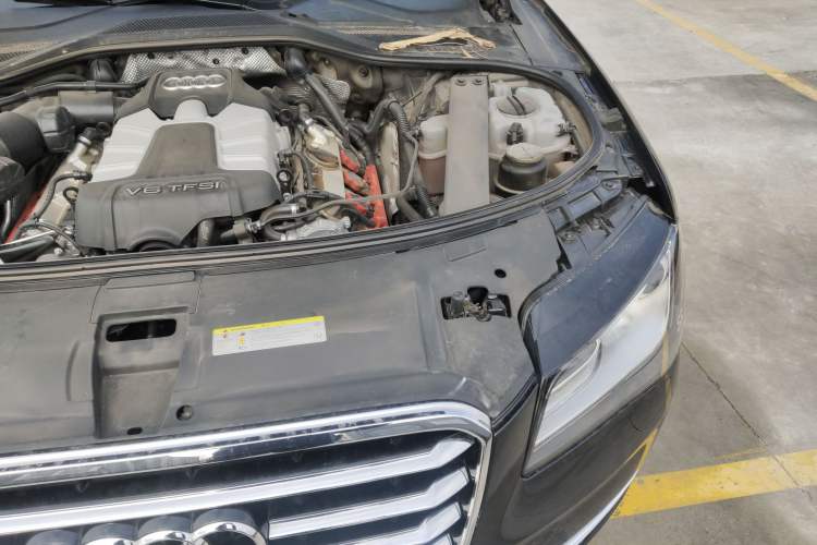 Used Audi A8 2013 A8L 45 TFSI quattro Comfort model Engine Bay Left