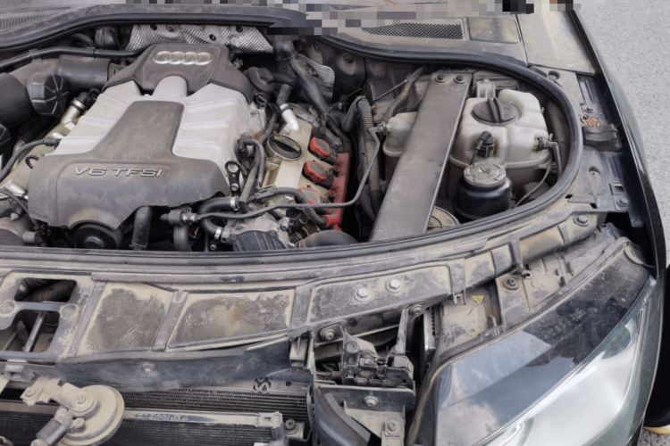 Used Audi A8 2013 A8L 45 TFSI quattro Luxury Model Engine Bay Left