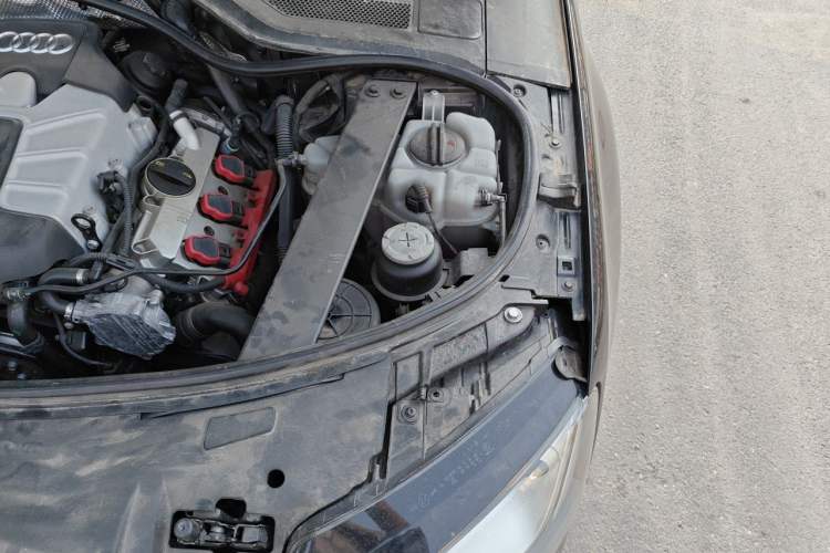 Used Audi A8 2013 A8L 50 TFSI quattro Prestige Edition Engine Bay Left