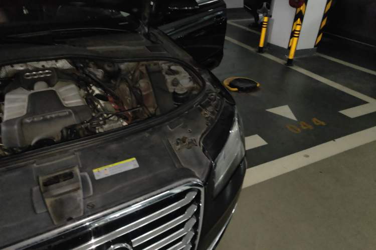 Used Audi A8 2013 A8L 50 TFSI quattro Luxury Model Engine Bay Left