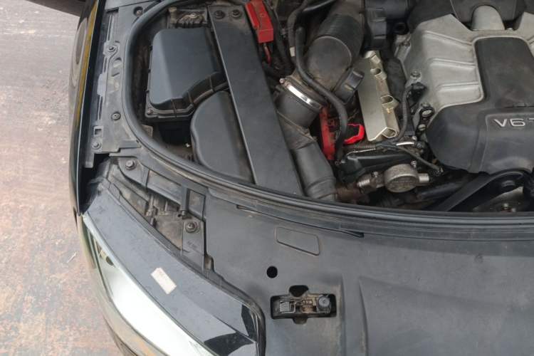 Used Audi A8 2013 A8L 45 TFSI quattro Luxury Model Engine Bay Right