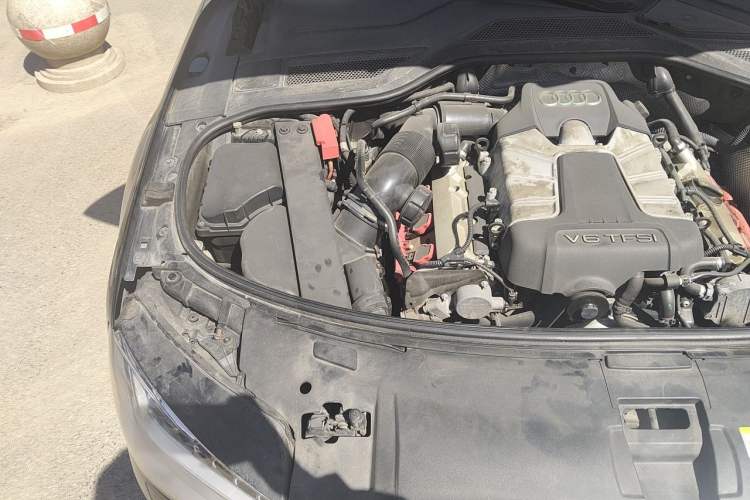 Used Audi A8 2013 A8L 50 TFSI quattro Prestige Edition Engine Bay Right
