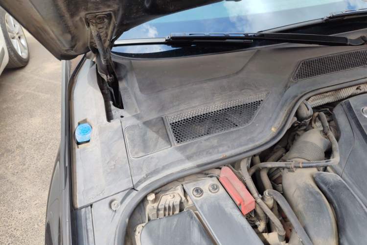Used Audi A8 2013 A8L 30 FSI Comfort Model Engine Bay Right