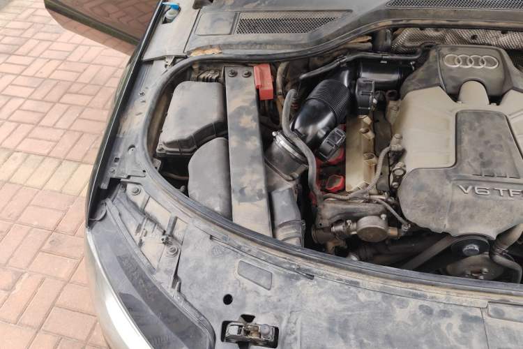 Used Audi A8 2013 A8L 45 TFSI quattro Luxury Model Engine Bay Right
