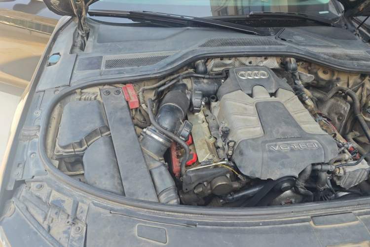 Used Audi A8 2013 A8L 45 TFSI quattro Luxury Model Engine Bay Right