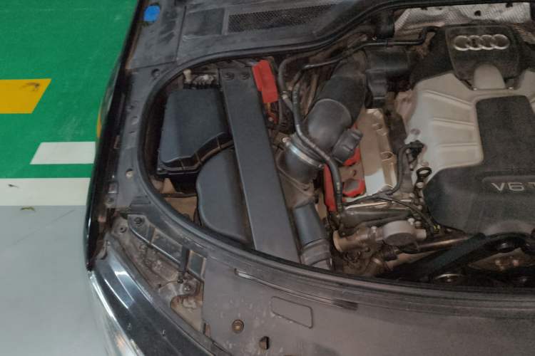 Used Audi A8 2013 A8L 45 TFSI quattro Luxury Model Engine Bay Right