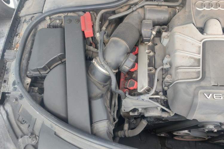 Used Audi A8 2013 A8L 45 TFSI quattro Luxury Model Engine Bay Right