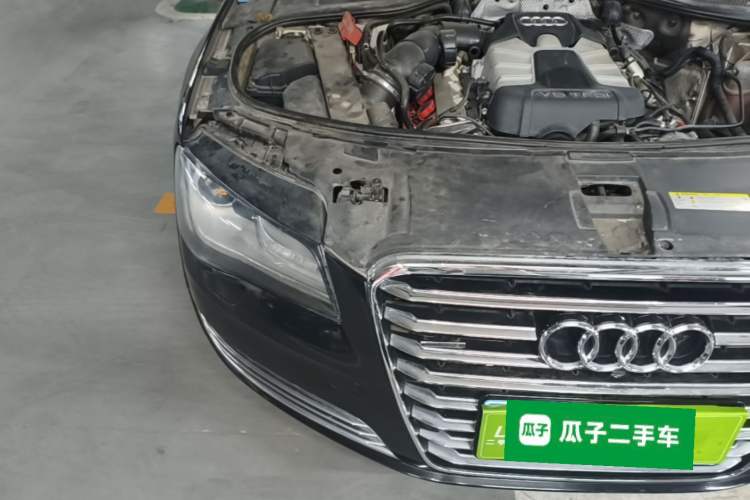 Used Audi A8 2013 A8L 45 TFSI quattro Comfort model Engine Bay Right