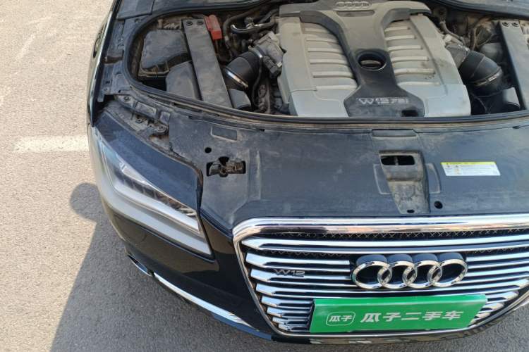 Used Audi A8 2013 A8L 6.3 FSI W12 quattro flagship model Engine Bay Right