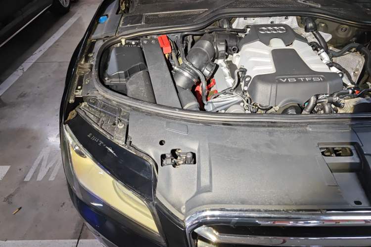 Used Audi A8 2013 A8L 50 TFSI quattro Luxury Model Engine Bay Right