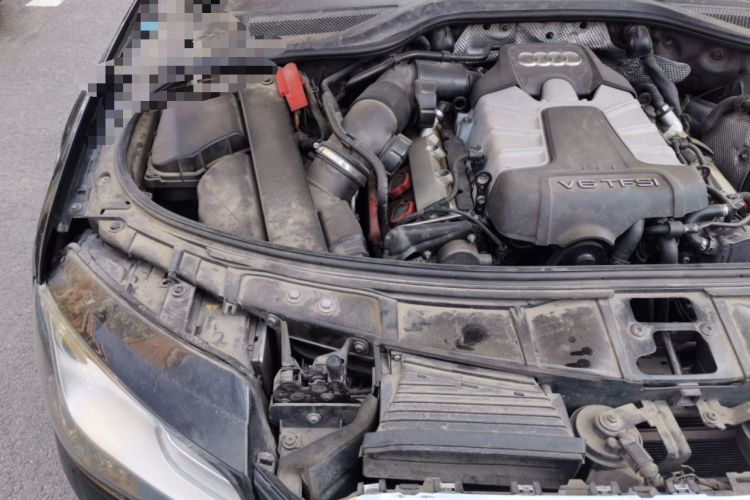 Used Audi A8 2013 A8L 45 TFSI quattro Luxury Model Engine Bay Right