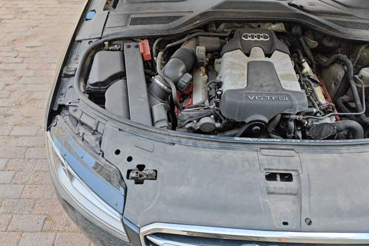 Used Audi A8 2013 A8L 45 TFSI quattro Luxury Model Engine Bay Right
