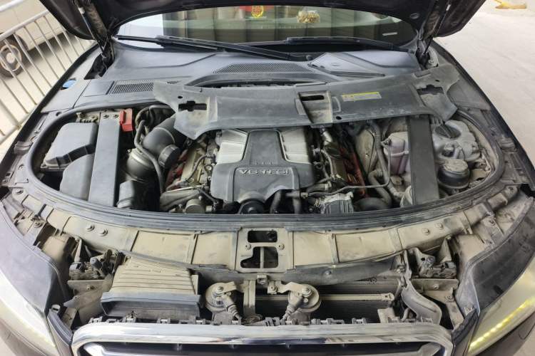 Used Audi A8 2013 A8L 45 TFSI quattro Luxury Model Engine Bay