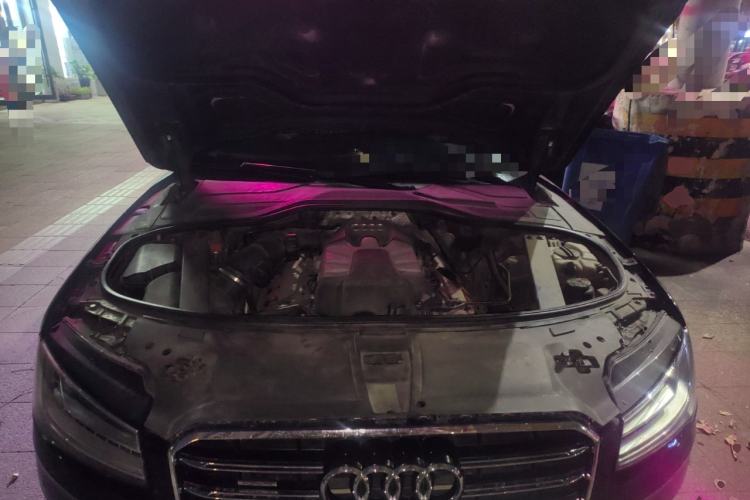 Used Audi A8 2013 A8L 45 TFSI quattro Comfort model Engine Bay