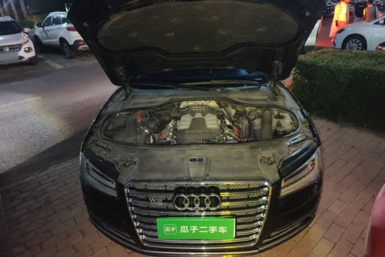Used Audi A8  Engine Bay
