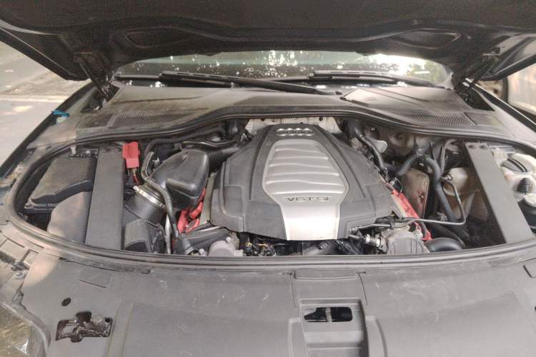 Used Audi A8 2013 A8L 30 FSI Comfort Model Engine Bay