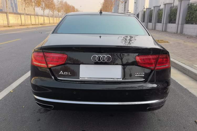 Used Audi A8 2013 A8L 50 TFSI quattro Luxury Model Exterior 4