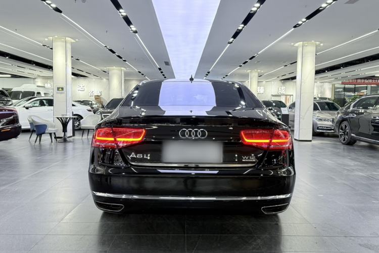 Used Audi A8 2013 A8L 6.3 FSI W12 quattro flagship model Exterior 4