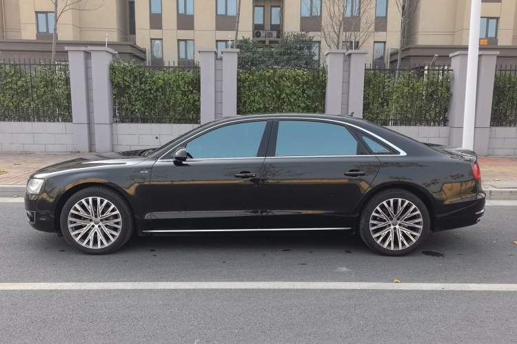 Used Audi A8 2013 A8L 50 TFSI quattro Luxury Model Exterior 5