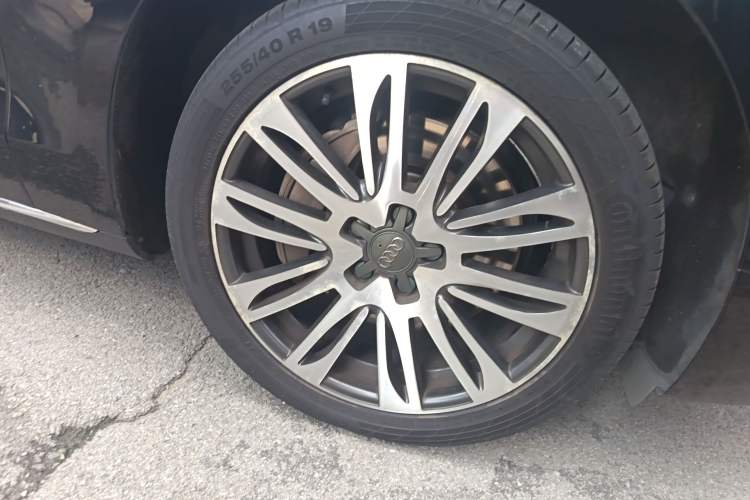 Used Audi A8 2013 A8L 45 TFSI quattro Luxury Model Exterior 7