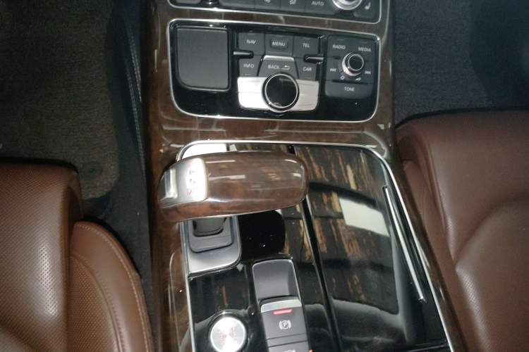 Used Audi A8 2013 A8L 45 TFSI quattro Luxury Model Gear Lever