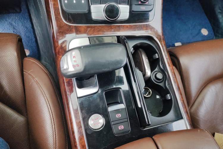 Used Audi A8 2013 A8L 45 TFSI quattro Luxury Model Gear Lever