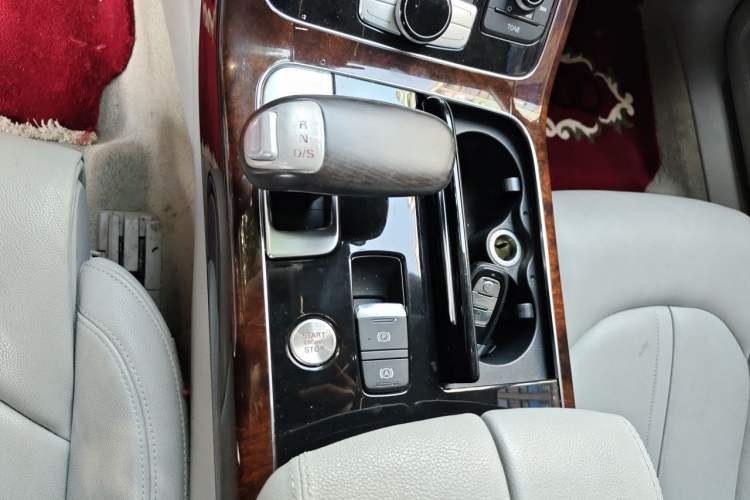 Used Audi A8 2013 A8L 50 TFSI quattro Luxury Model Gear Lever