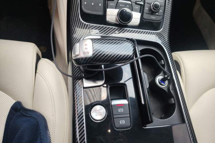 Used Audi A8 2013 A8L 45 TFSI quattro Luxury Model Gear Lever