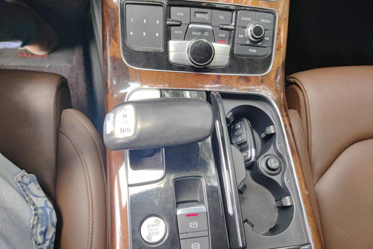 Used Audi A8 2013 A8L 45 TFSI quattro Luxury Model Gear Lever