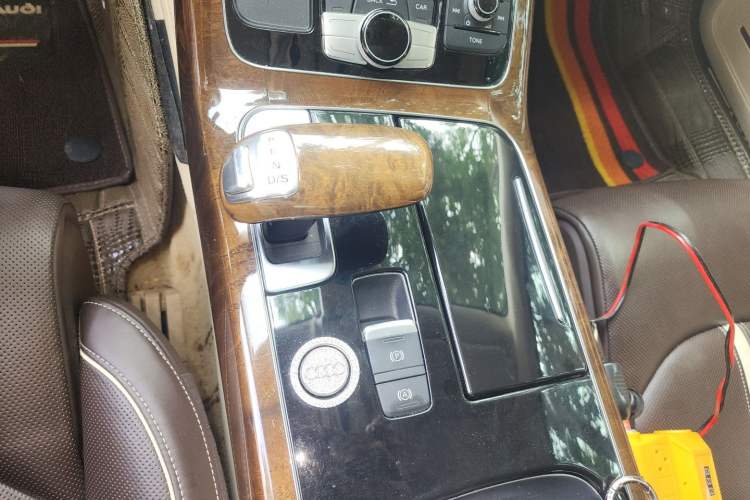 Used Audi A8 2013 A8L 50 TFSI quattro Exclusive Edition Gear Lever