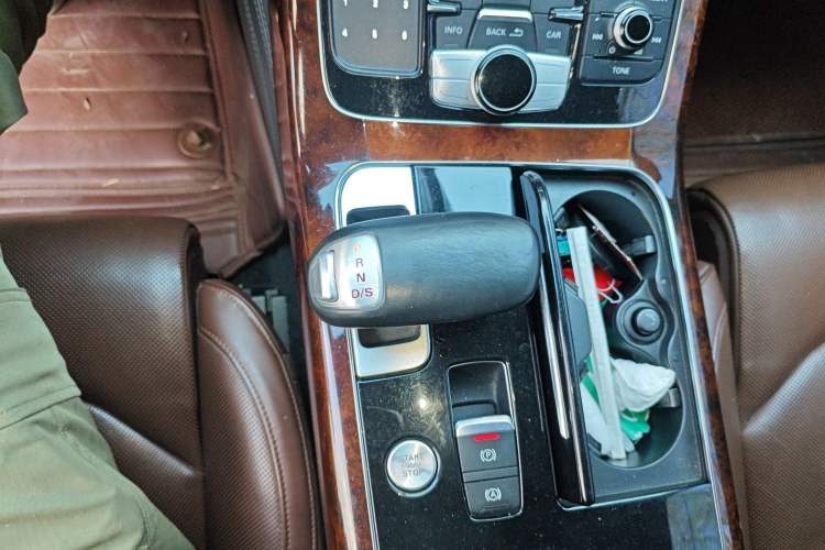 Used Audi A8 2013 A8L 45 TFSI quattro Luxury Model Gear Lever