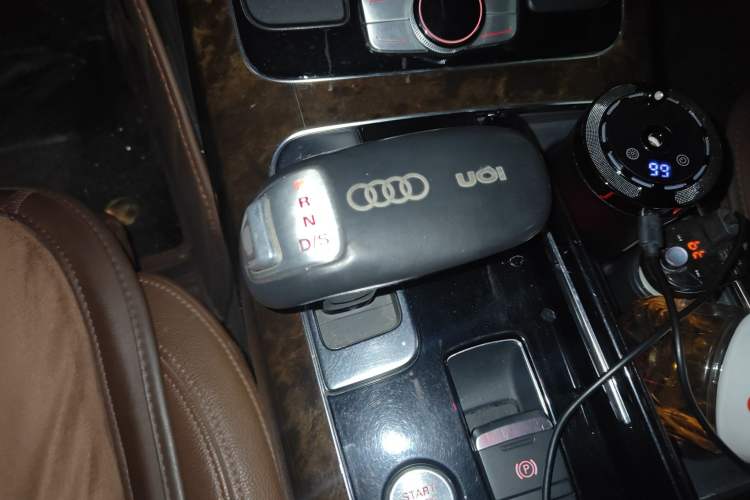 Used Audi A8 2013 A8L 45 TFSI quattro Comfort model Gear Lever